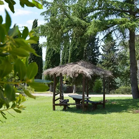 Natouroasi Agriturismo * Monte San Savino